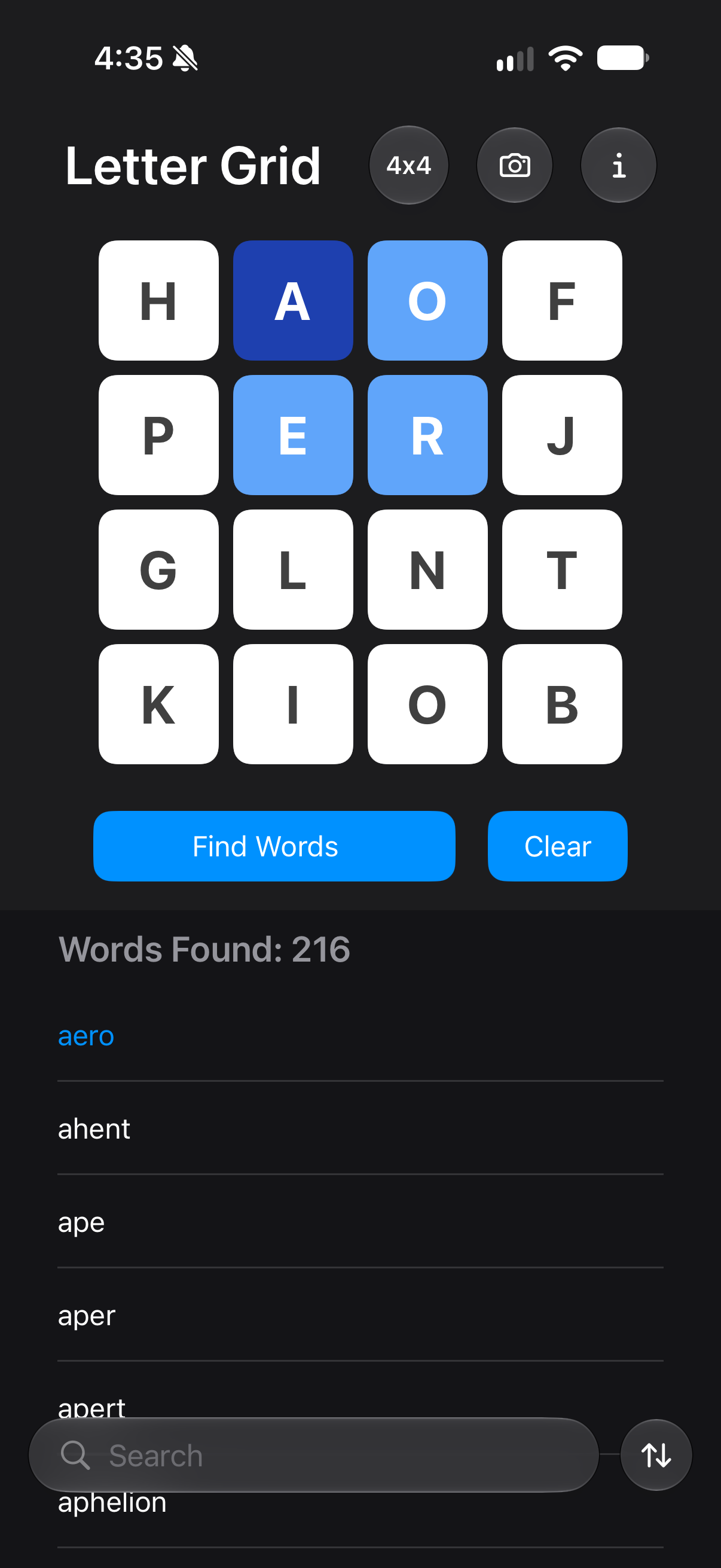 Word Hunt Solver showing 216 words found in a 4×4 grid, with the word aero highlighted